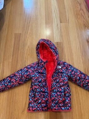The North Face Kids Floral Puffer Jacket - Navy, Pink, Blue